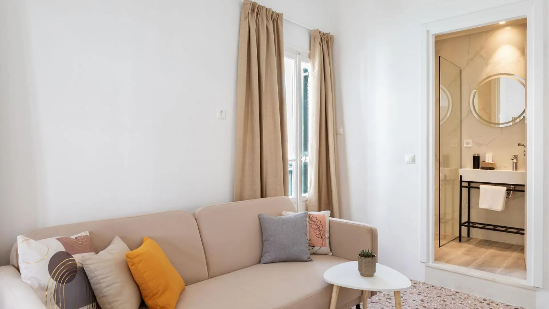 Step Studio Mykonos Town Grecia